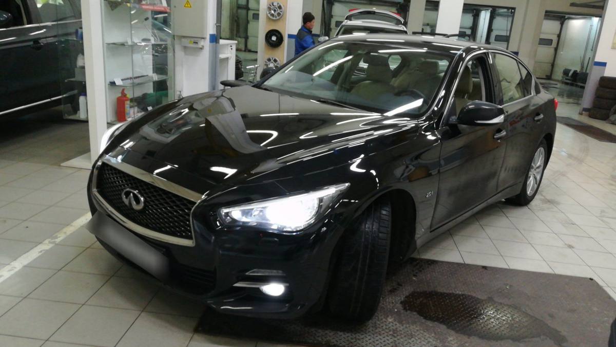 Infiniti Q50 2015