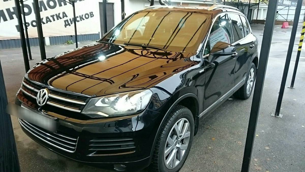 Volkswagen Touareg II 2014