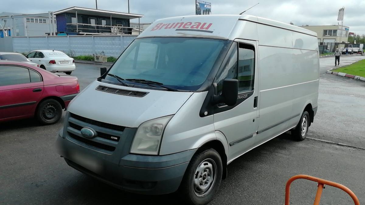 Ford Transit Bus