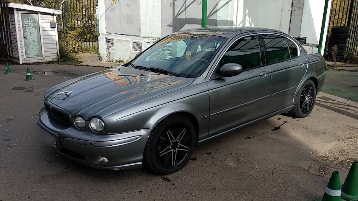 Jaguar X-Type