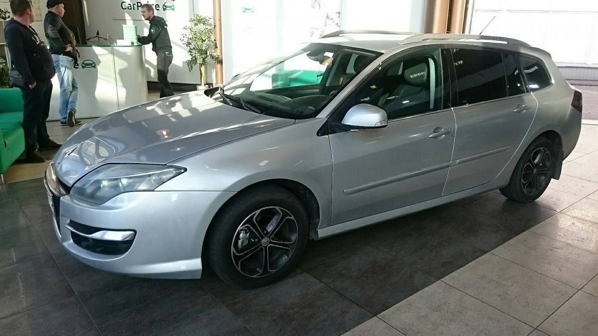 Renault Laguna III Рестайлинг 2011