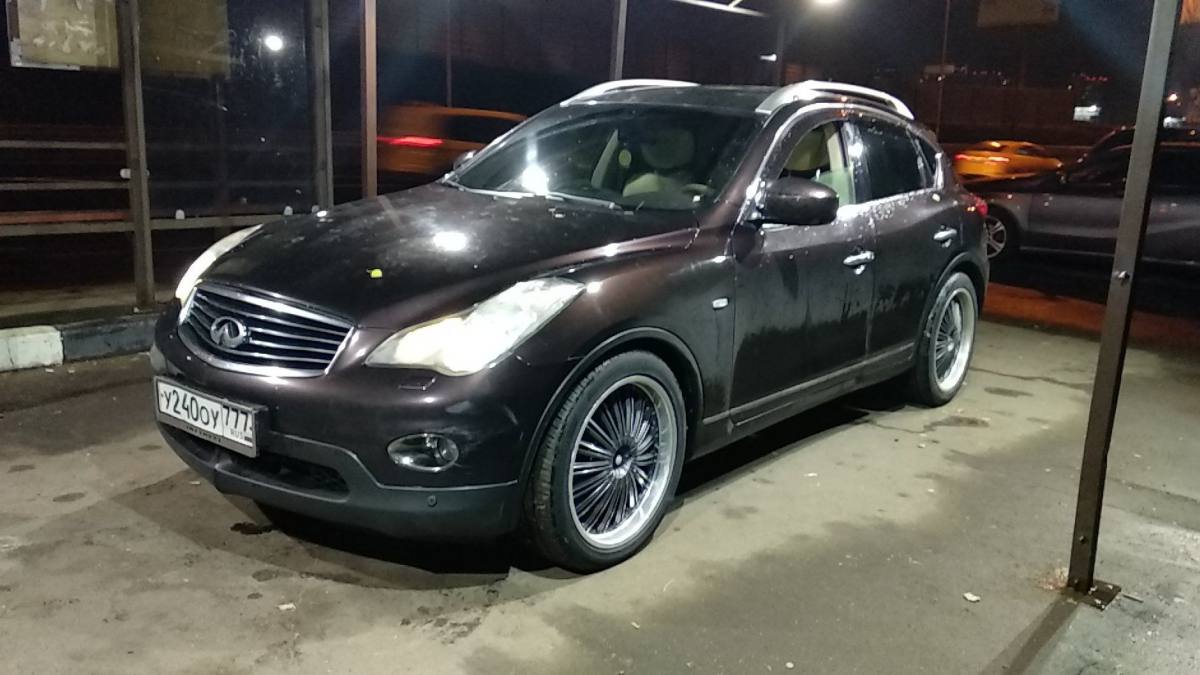 Infiniti EX