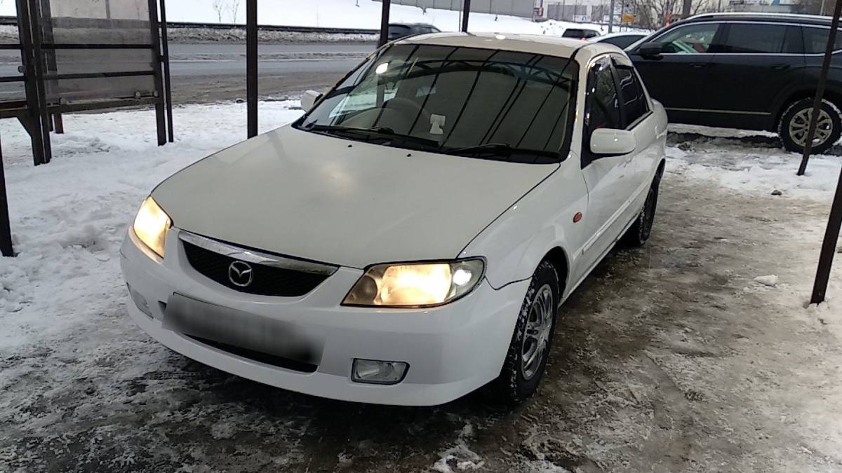 Mazda Familia VIII (BJ)