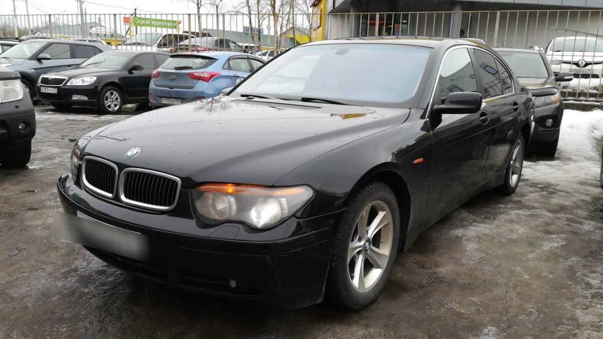 BMW 7er IV (E65/E66) 2001