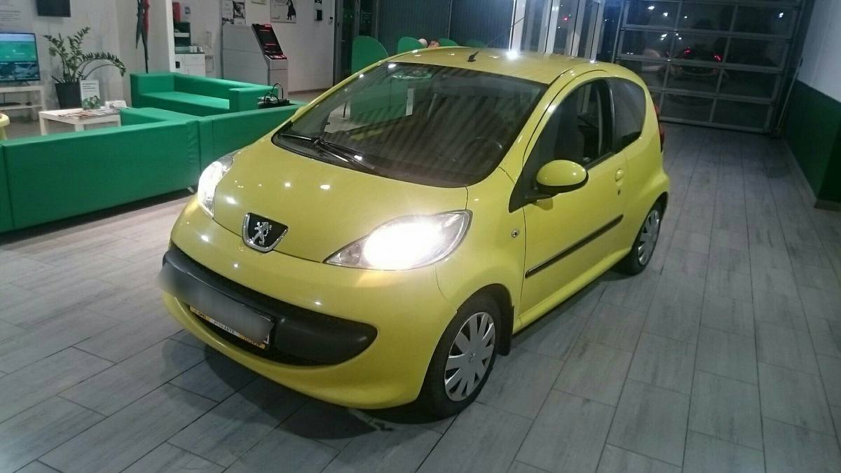 Peugeot 107 I