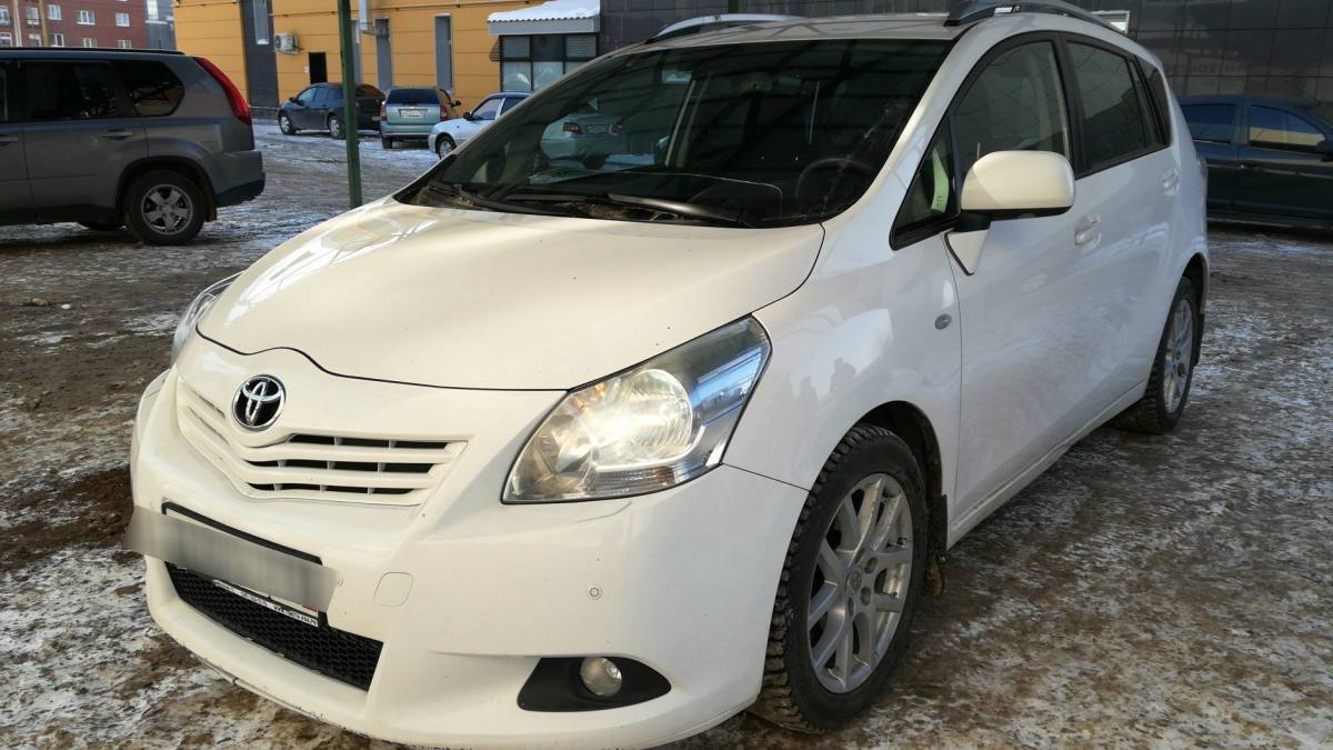 Toyota Verso I