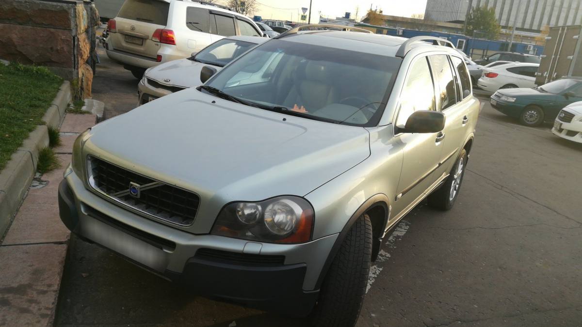 Volvo XC90 I 2003