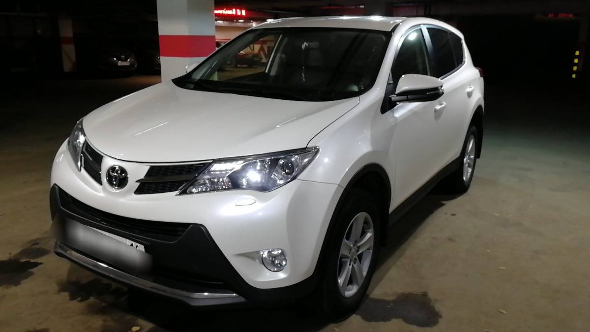 Toyota RAV 4 IV (CA40)