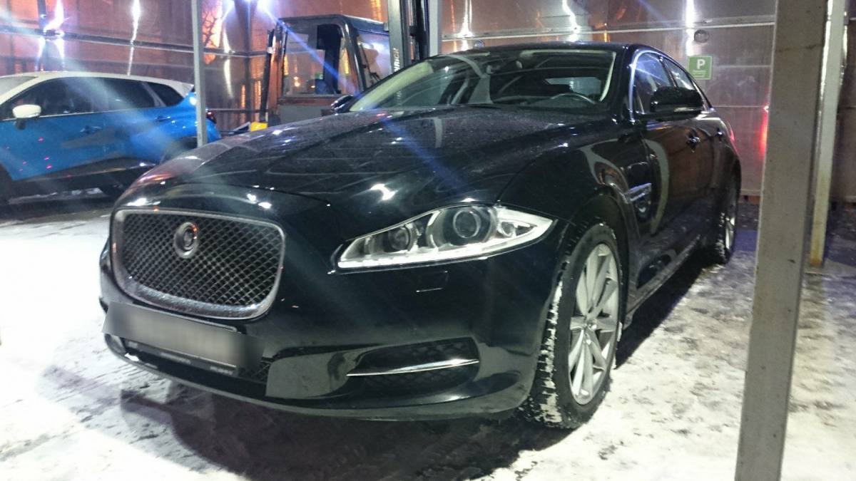 Jaguar XJ IV (X351) 2012