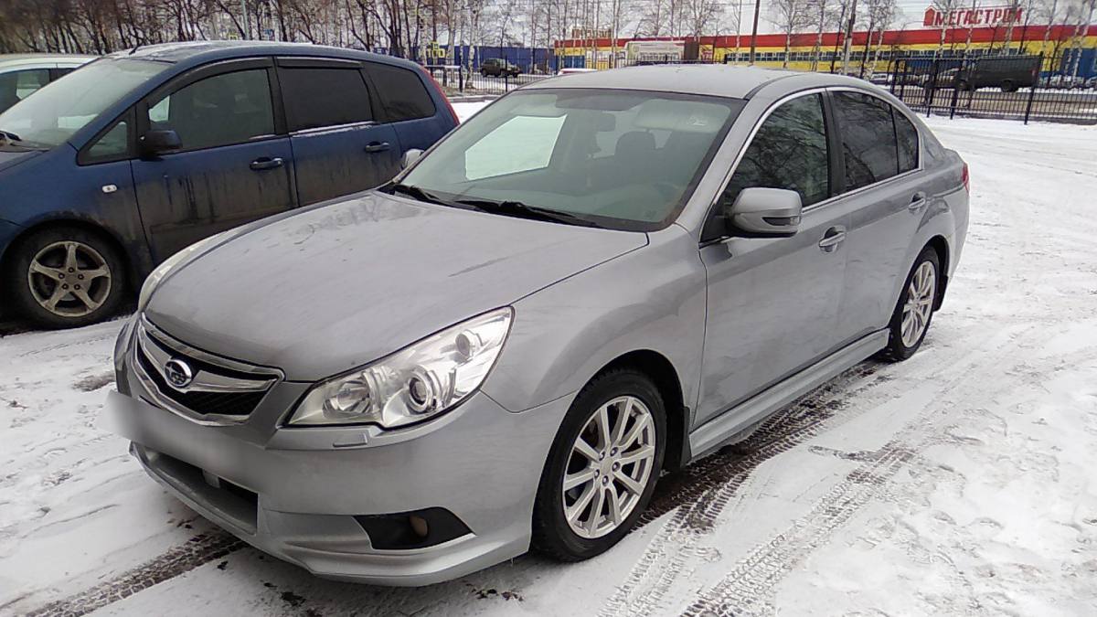 Subaru Legacy V 2010