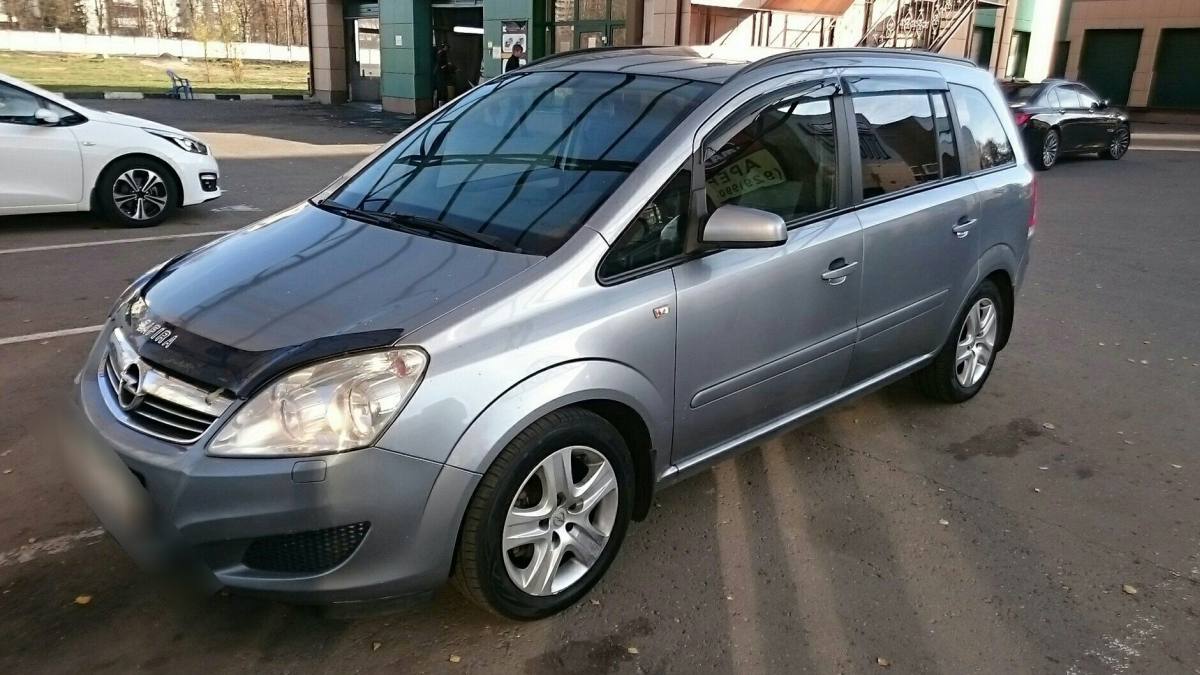 Opel Zafira B 2008