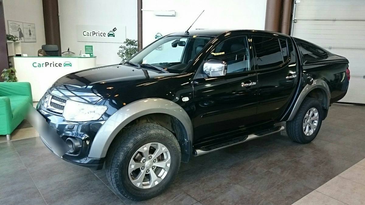 Mitsubishi L200 IV 2013