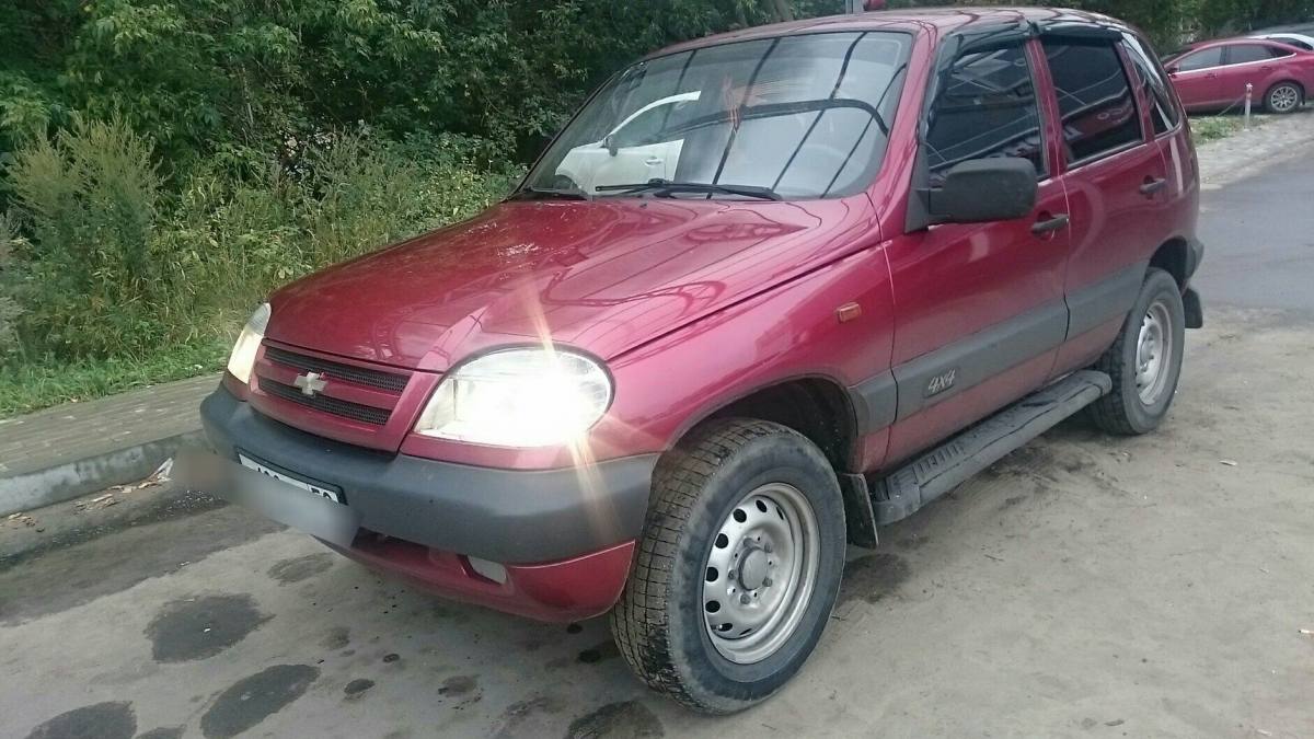 Chevrolet Niva I