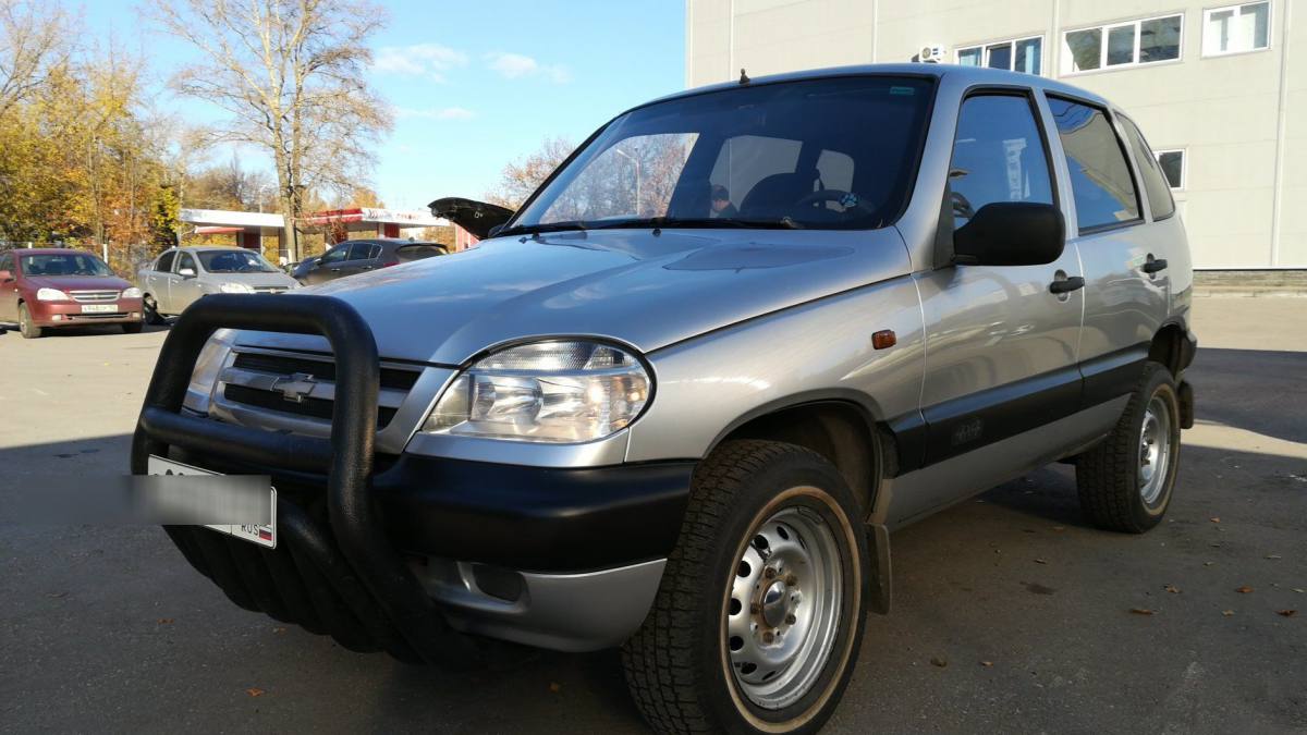 Chevrolet Niva I