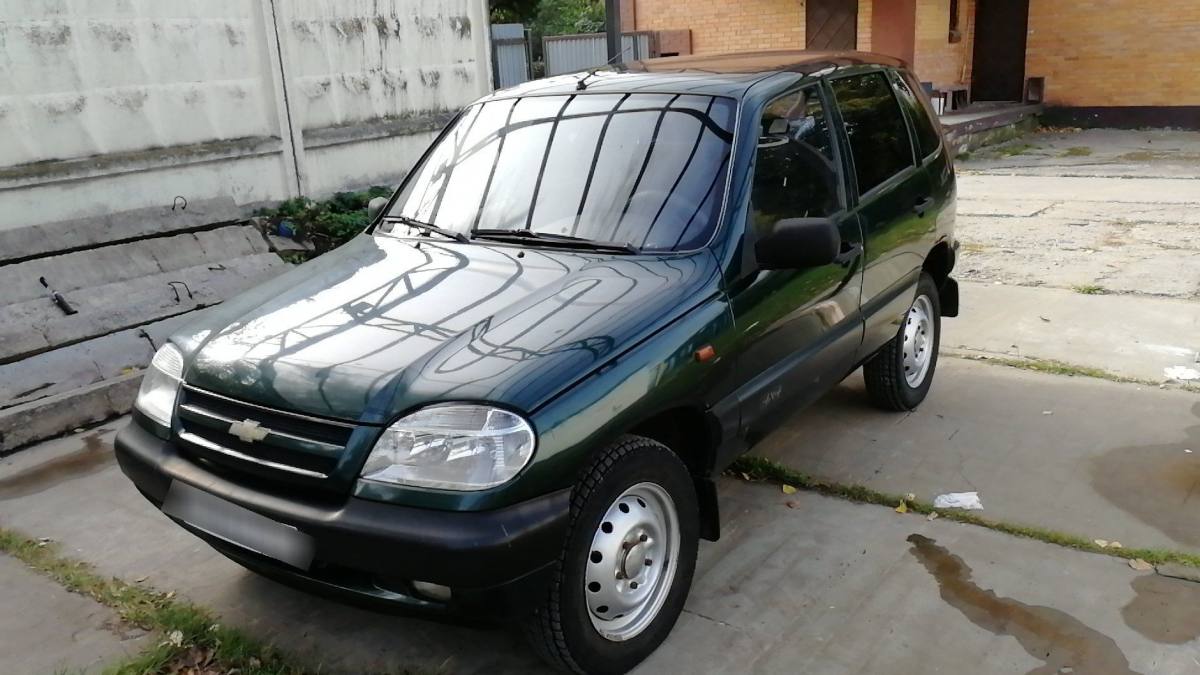 Chevrolet Niva I