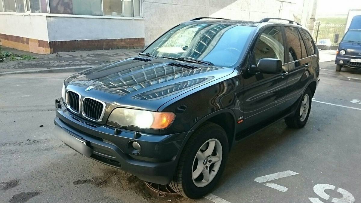 BMW X5 I (E53)