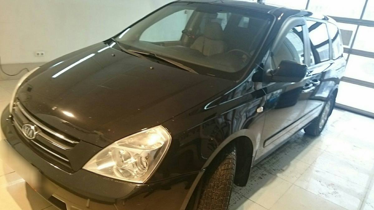 Kia Carnival II 2008