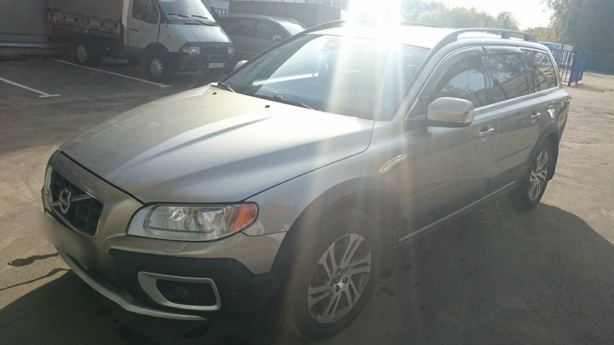 Volvo XC70 II