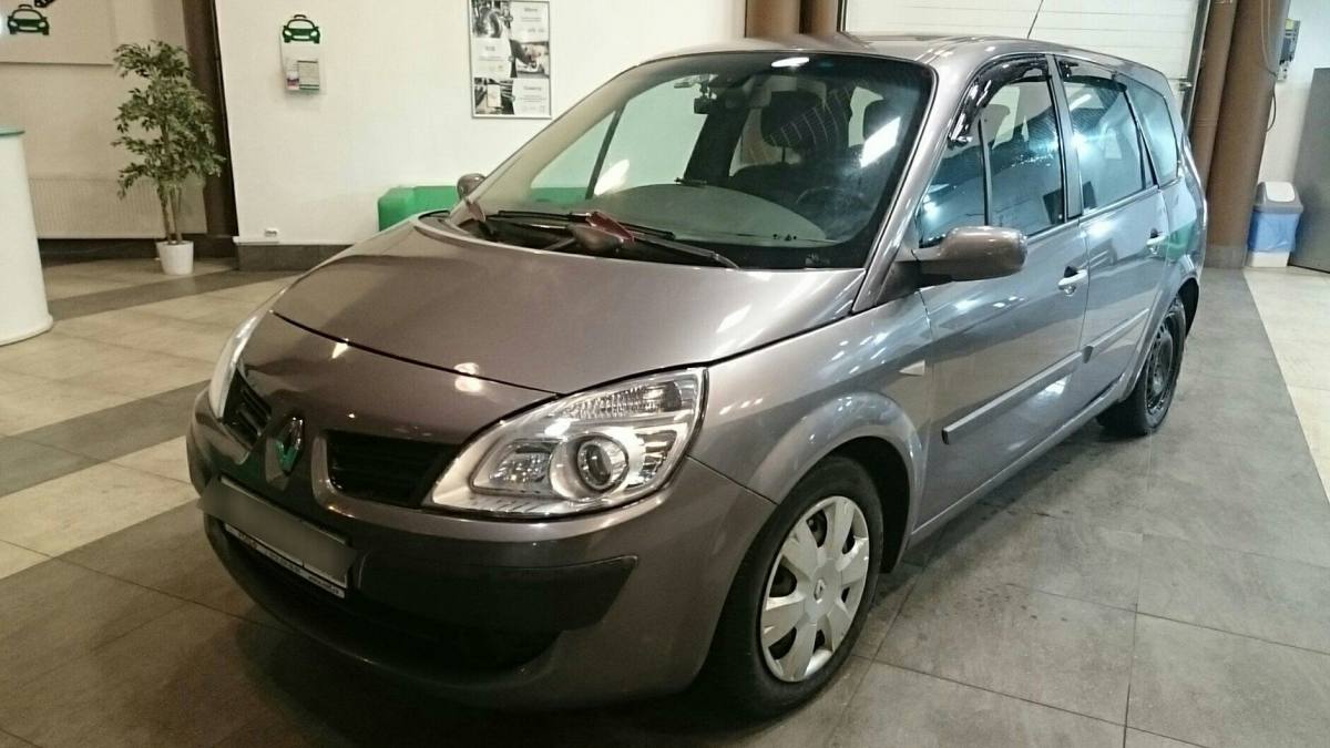 Renault Scenic II Рестайлинг