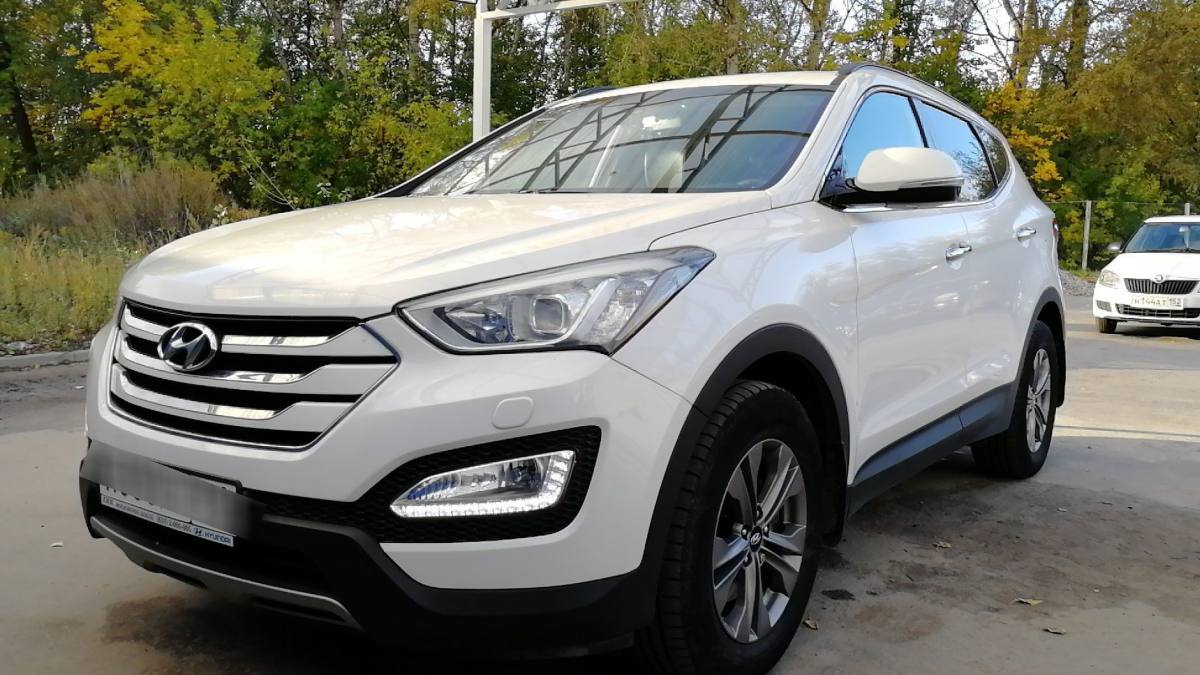 Hyundai Santa Fe III