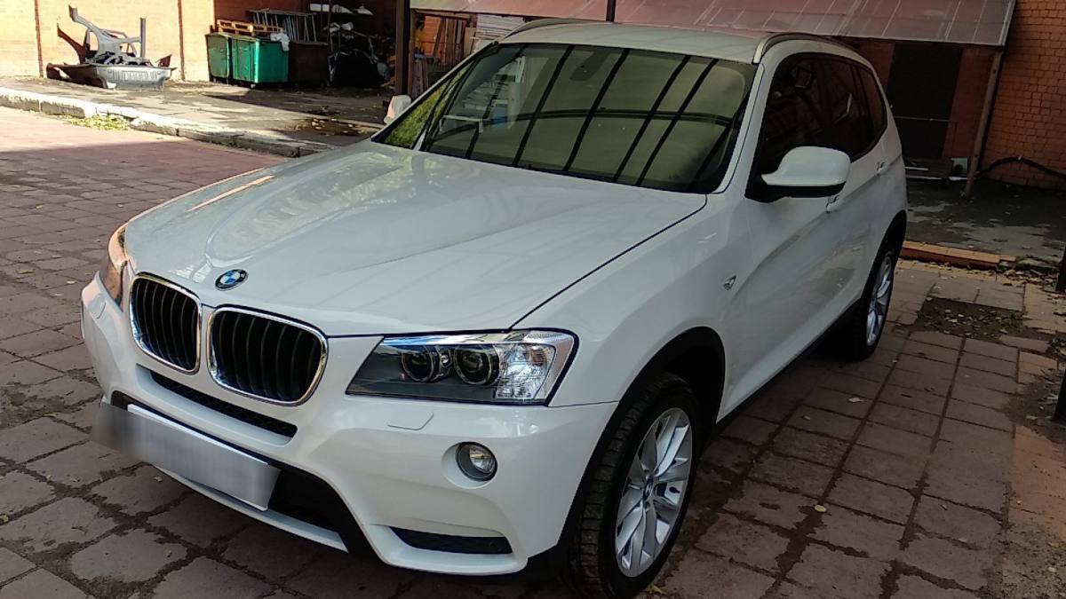 BMW X3 II (F25) 2011