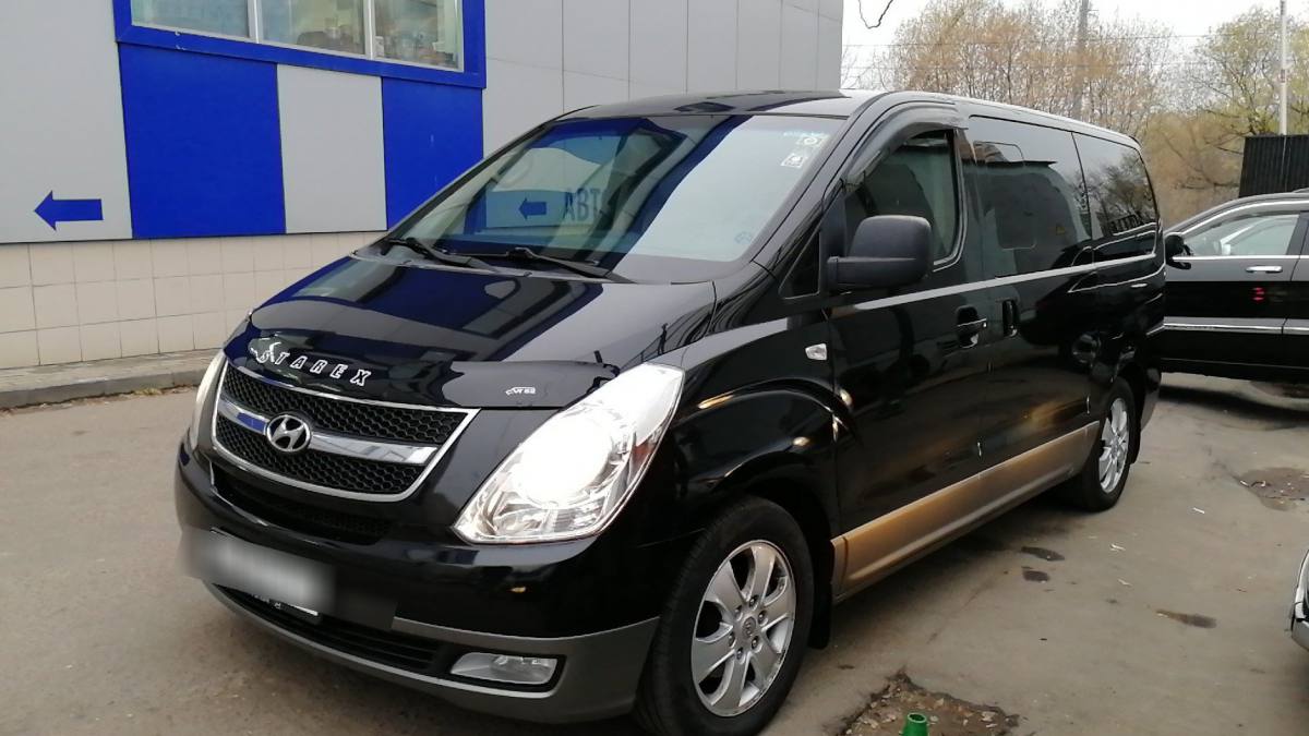 Hyundai Grand Starex