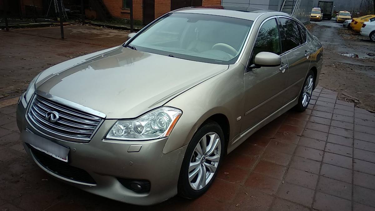 Infiniti M III