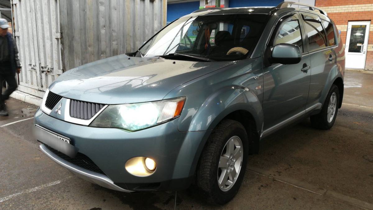 Mitsubishi Outlander II 2007