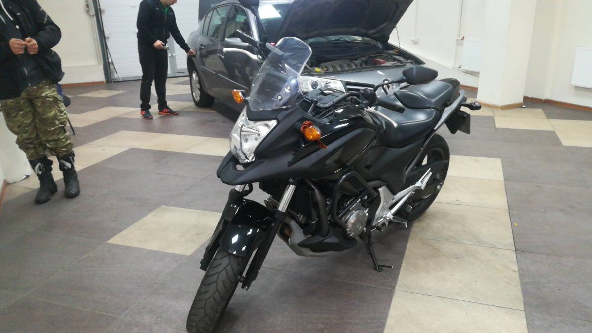 Honda NC700X 2012