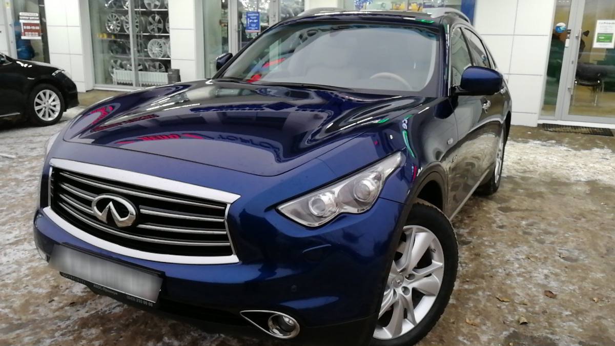 Infiniti QX70 2014