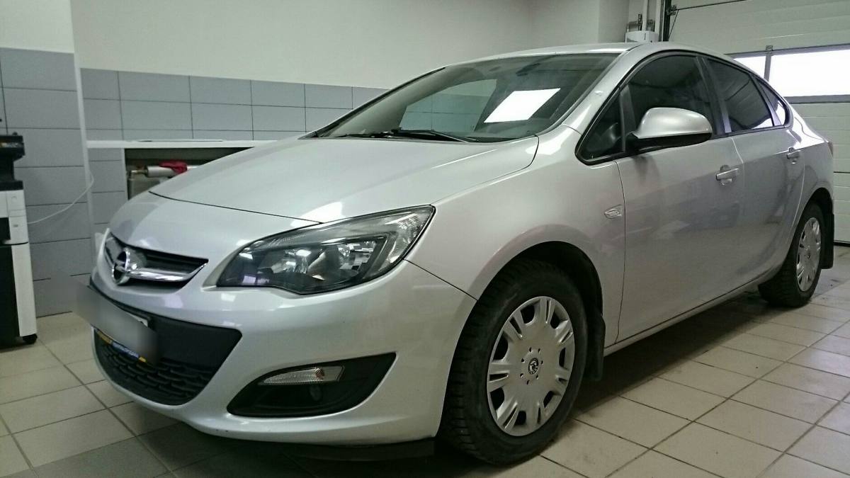 Opel Astra J Рестайлинг 2014