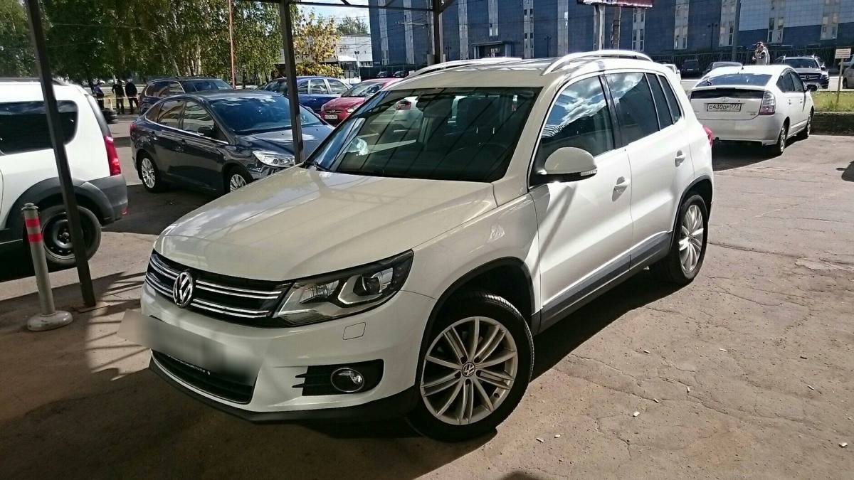 Volkswagen Tiguan I Рестайлинг 2015