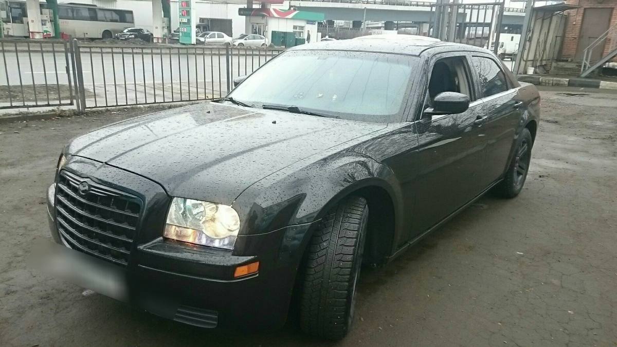 Chrysler 300C I