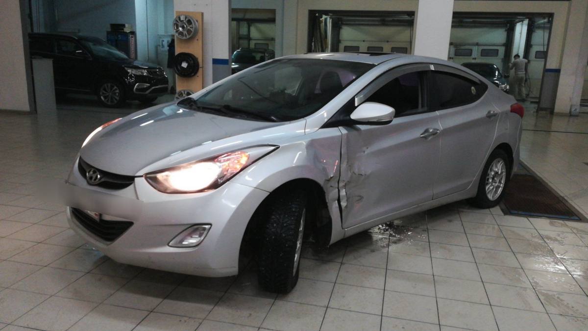 Hyundai Avante V