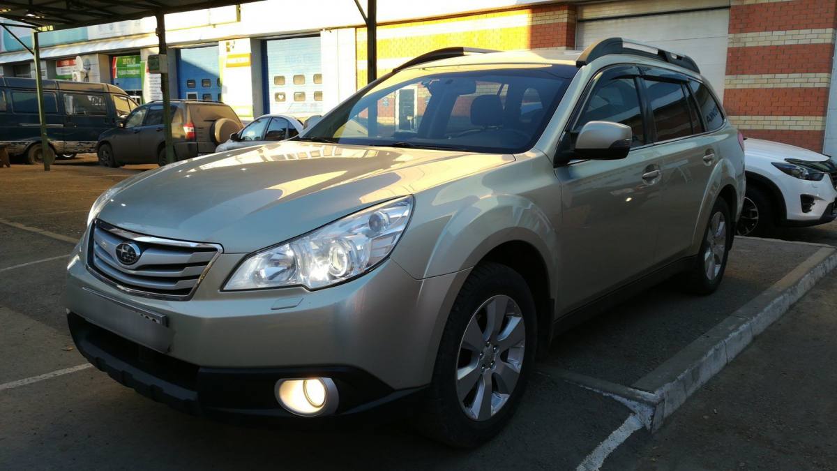 Subaru Outback IV