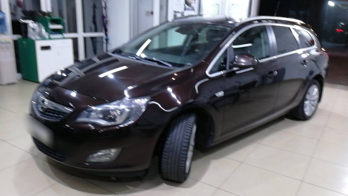 Opel Astra J Рестайлинг 2012