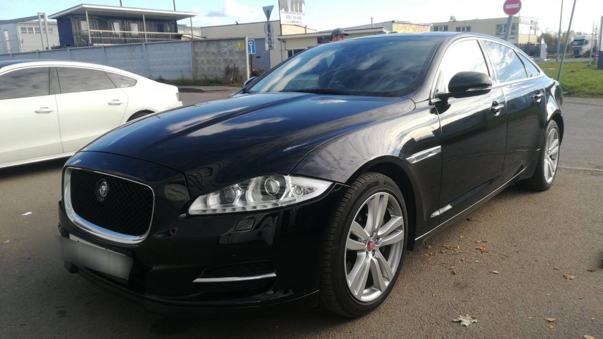 Jaguar XJ IV (X351) 2015