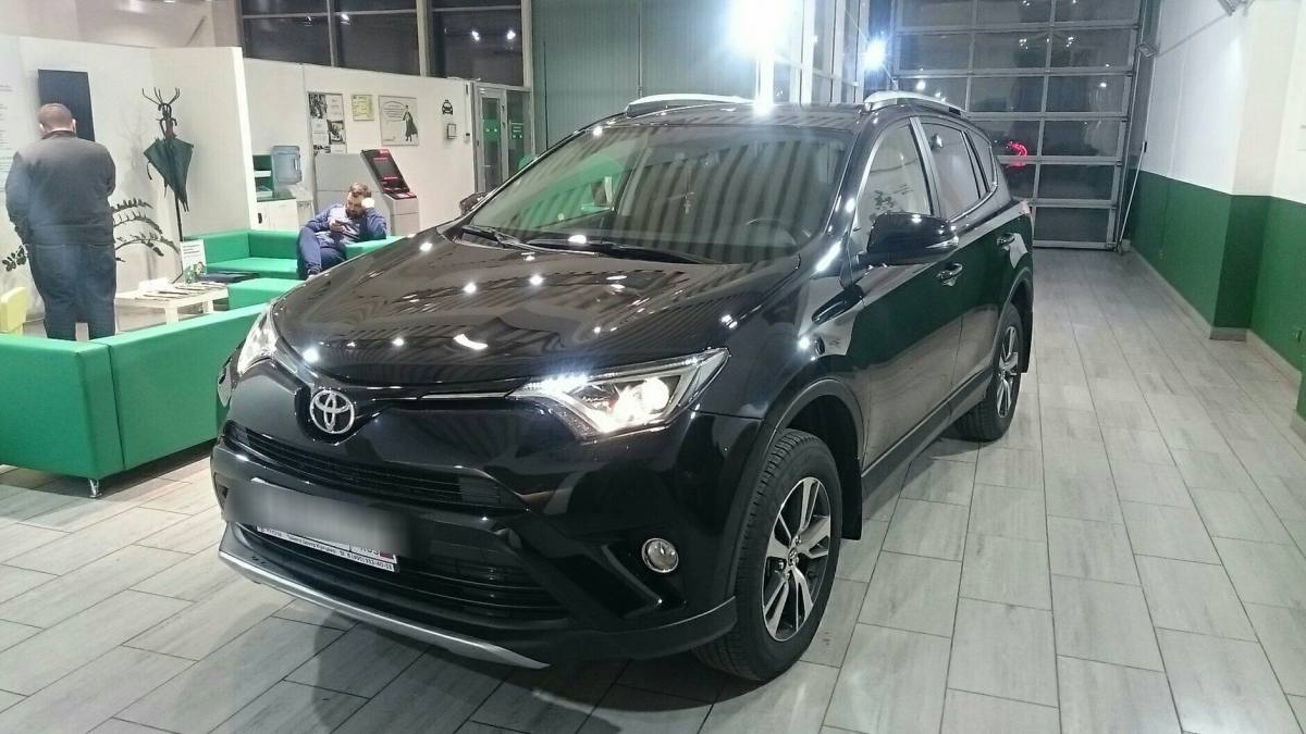 Toyota RAV 4 IV (CA40) Рестайлинг 2017