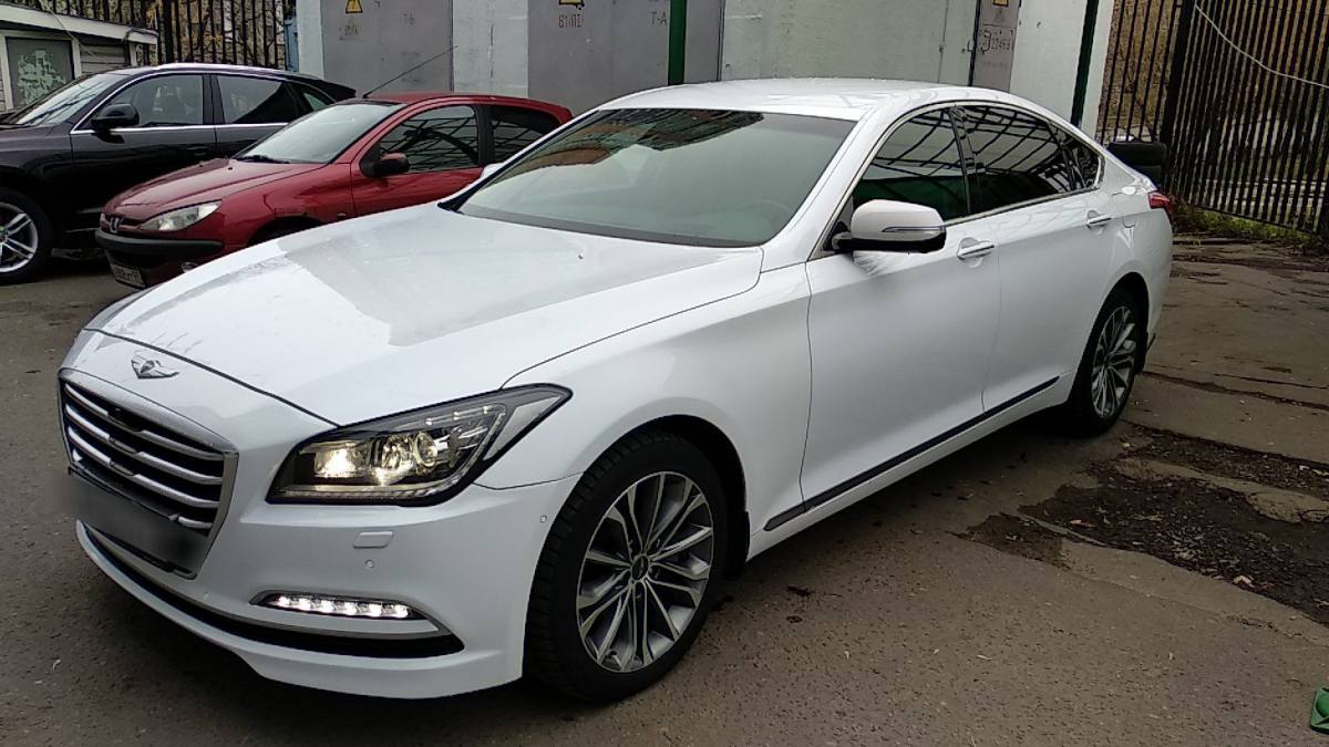 Hyundai Genesis II 2015