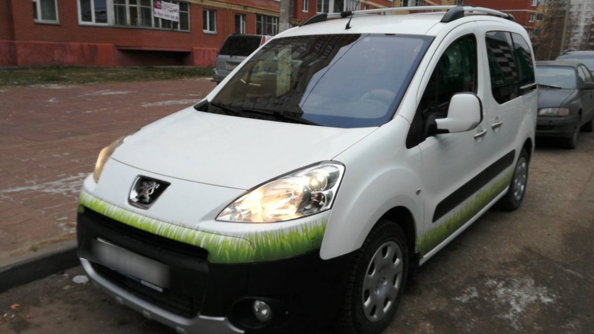 Peugeot Partner II 2011